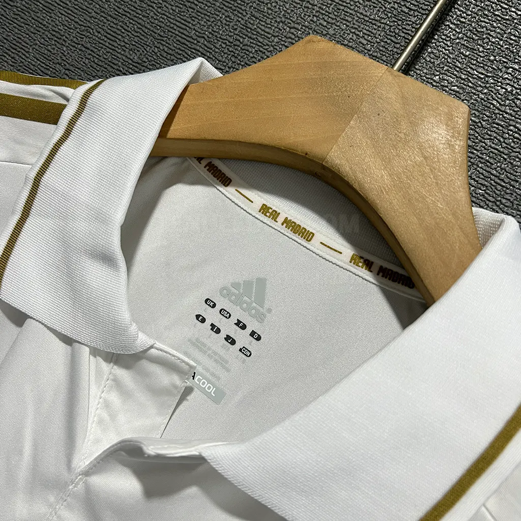 Real Madrid Retro 11-12 Home Player Version (3)