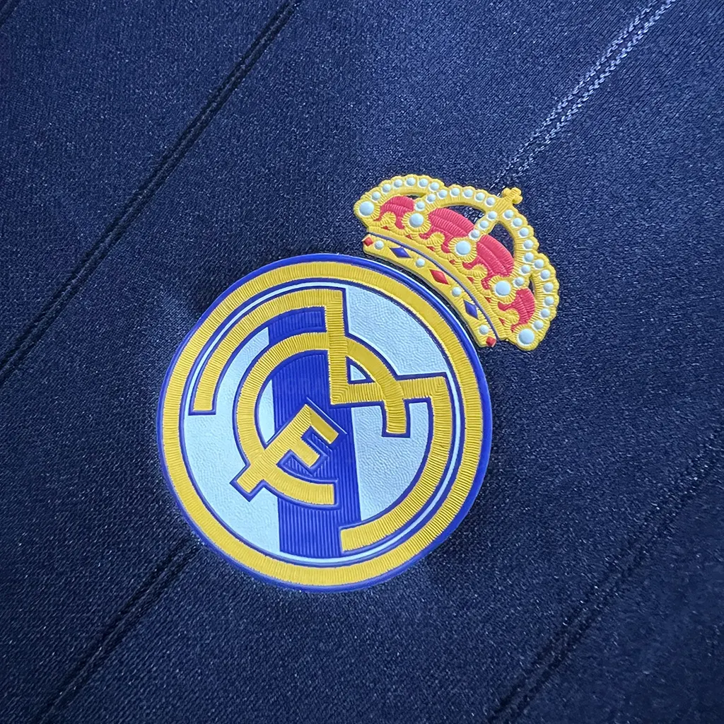 Real Madrid Retro 12-13 Away LS Player Version (2)