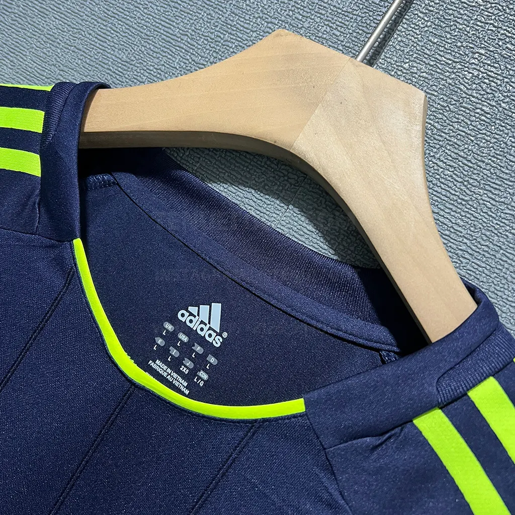 Real Madrid Retro 12-13 Away LS Player Version (3)