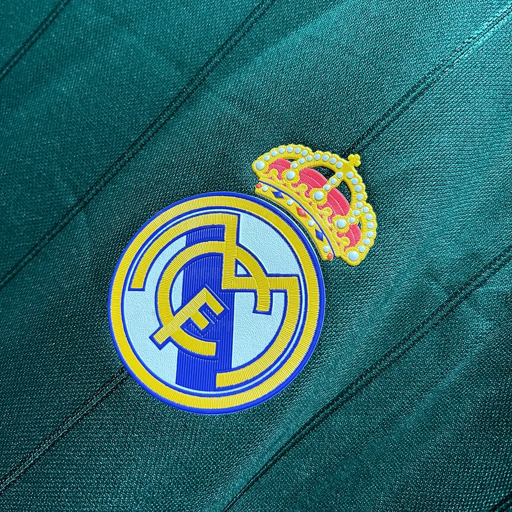 Real Madrid Retro 12-13 Third Player Version (2)