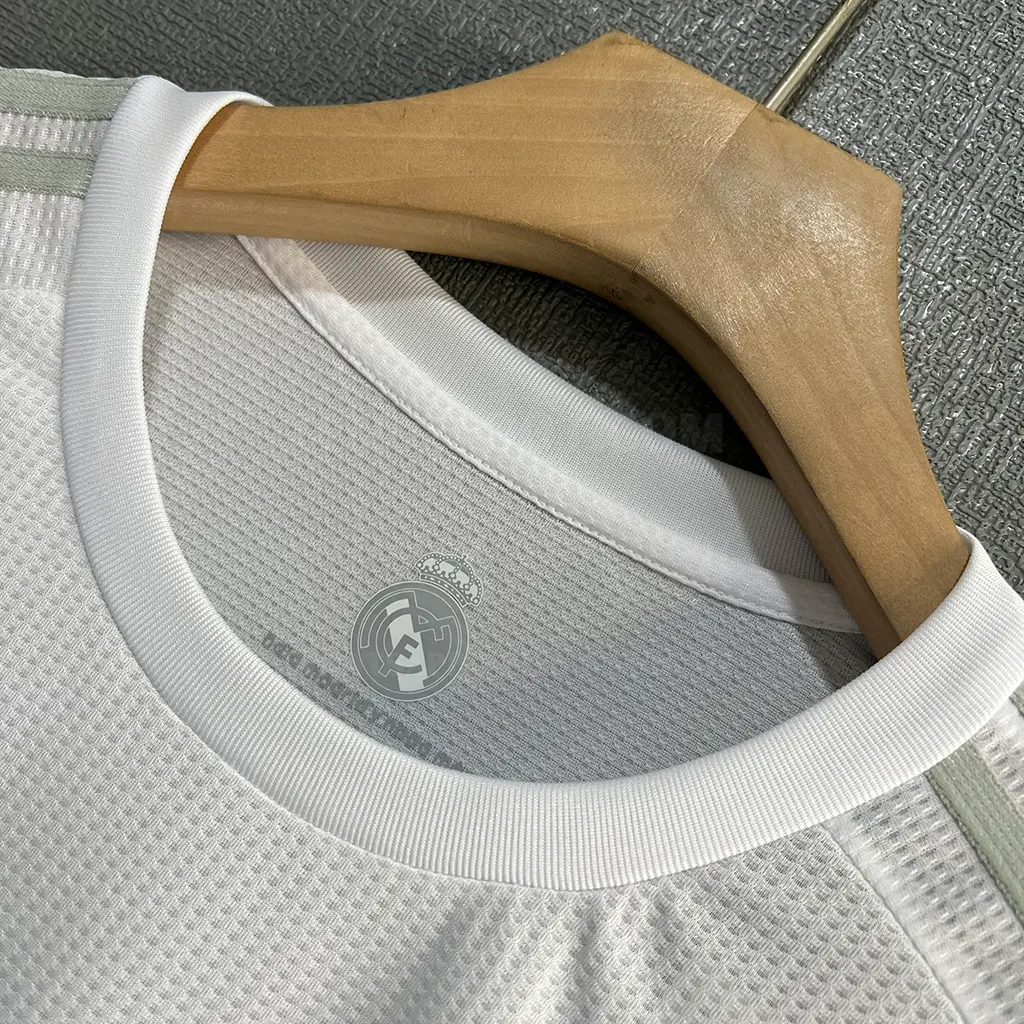 Real Madrid Retro 15-16 Home LS (3)