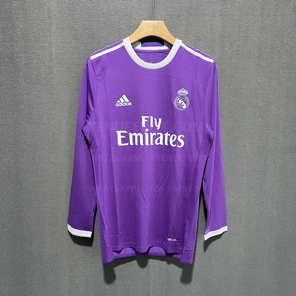Real Madrid Retro 16-17 Away LS Player Version (1)