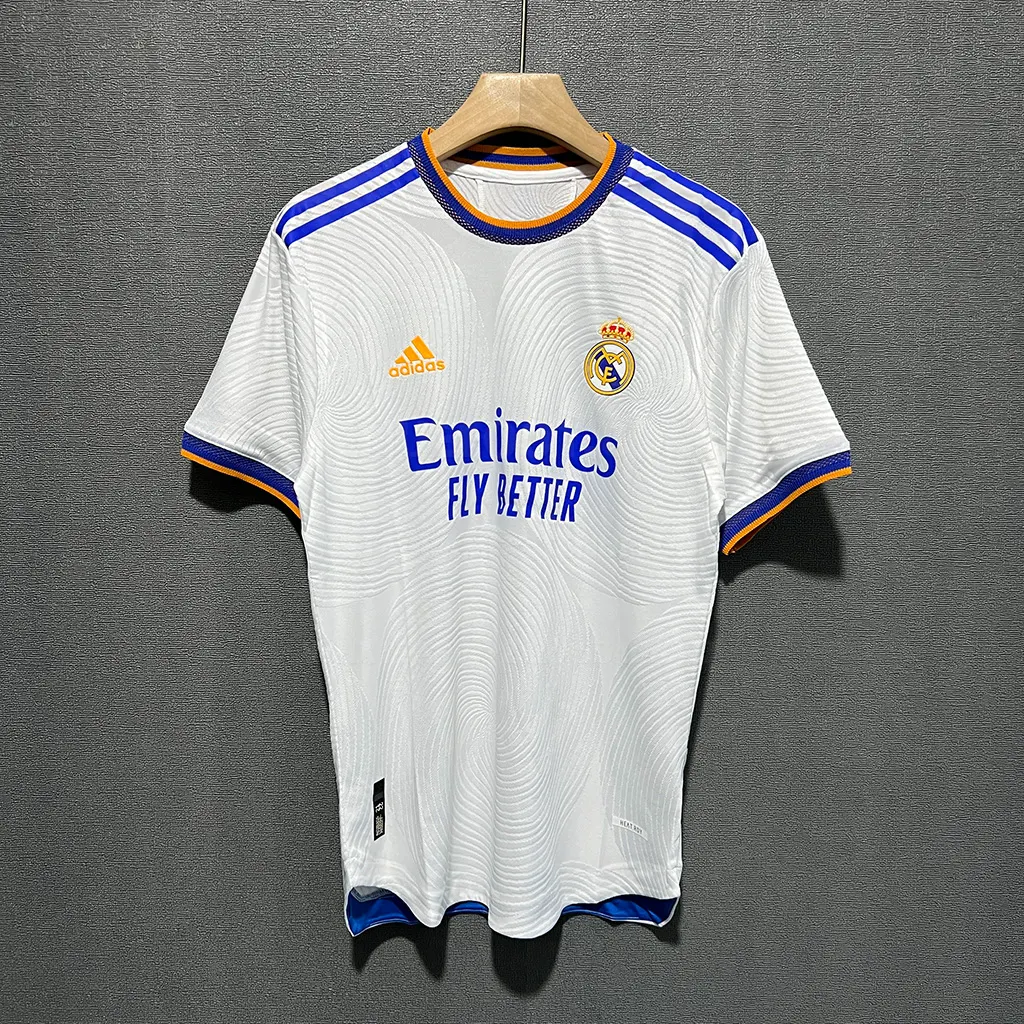 Real Madrid Retro 21-22 Home Player Version (1)