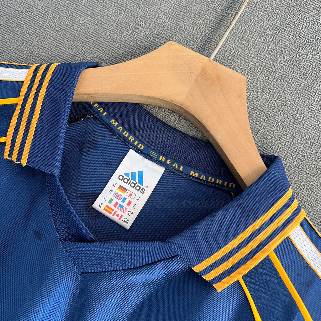 Real Madrid Retro 98-00 Third (3)