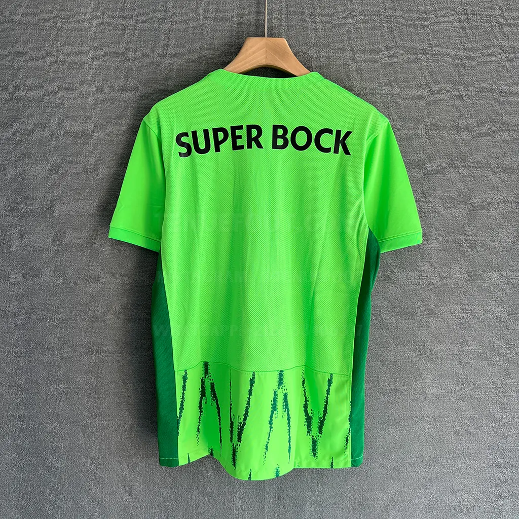 Sporting Portugal Third (7)