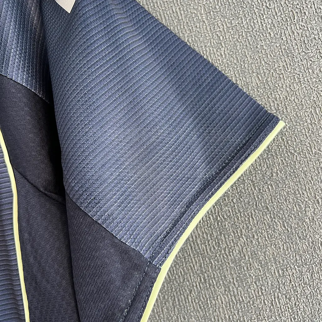 Real Madrid Away Player Version (4) Real Madrid Away Player Version (4)