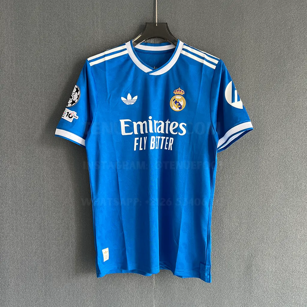 Real Madrid Third Player Version (1)