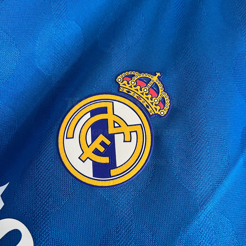 Real Madrid Third Player Version (2)